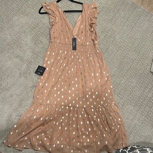 NWT Lulu's Mauve and Silver Ruffled Tiered Midi Dress